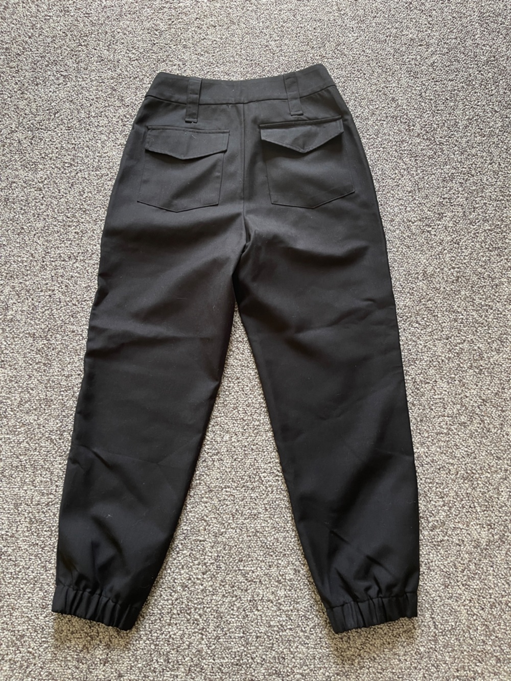 Prada Silver Logo Black Cargo Pocket Cropped Ankle Pants 36 XS 2 4 - Picture 2 of 5